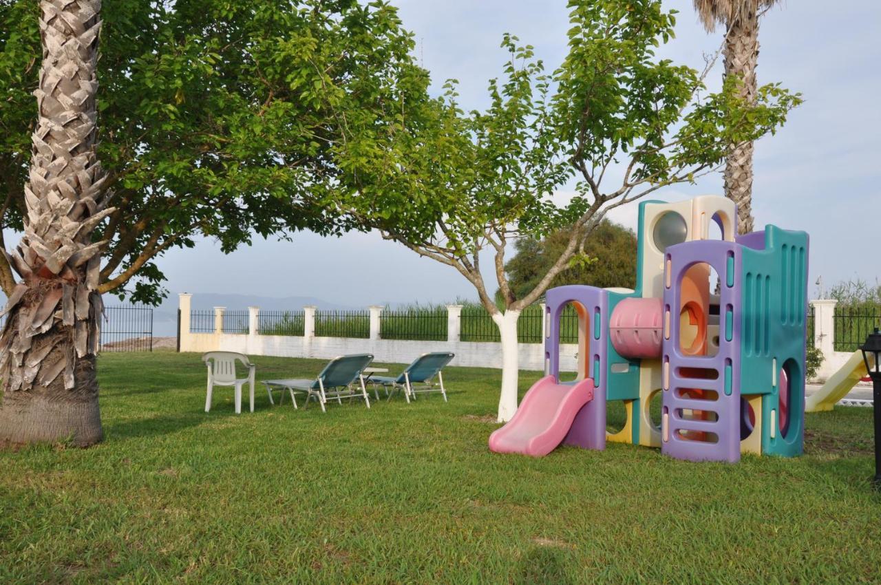 Neptune Resort Kávos Eksteriør billede
