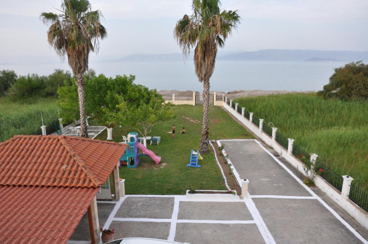 Neptune Resort Kávos Eksteriør billede